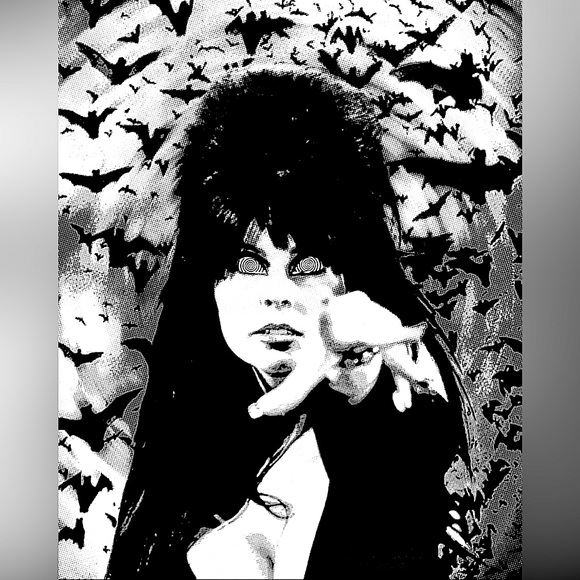 🦇🖤Meet your Posher, Bella Lughosi🖤🦇 - Picture 1 of 3